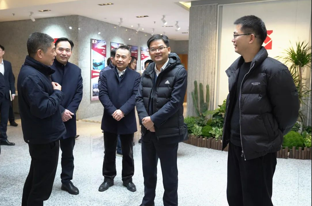 2月8日，杭州市拱墅区委书记李志龙带队赴沐鸣2等重点企业单位开展“大走访大调研大服务大解题”活动。
